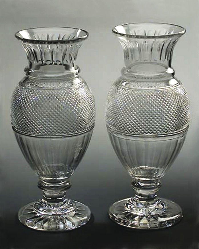 Баккара ваза цена. Баккара 19 век хрусталь. Французский хрусталь баккара. Хрустальная ваза баккара. Хрусталь баккара вазы.