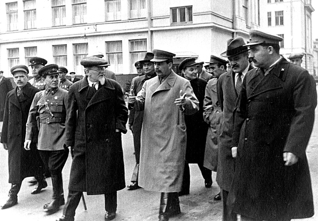 Сталин в 1950 году фото